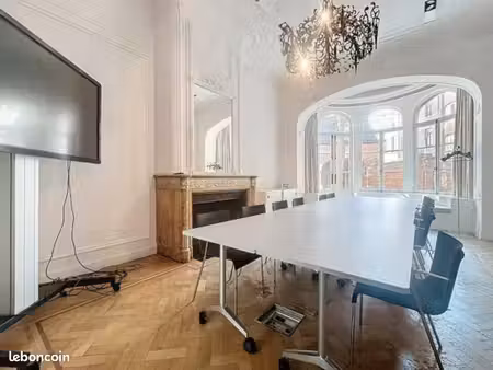 bureaux 320 m²