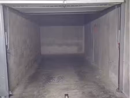 box 15m2 13008