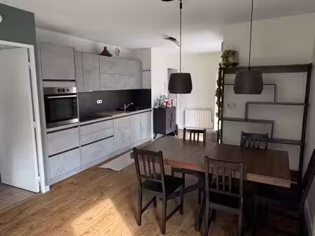 t2 meublé 48 m² – lyon 9e / valmy – balcon plein sud + garage