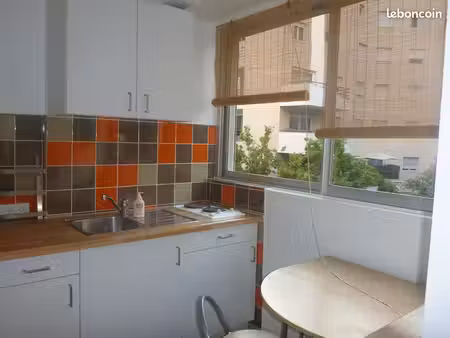 t1 36 m2 non meublé avec balcon marseille 13006 proche castellane