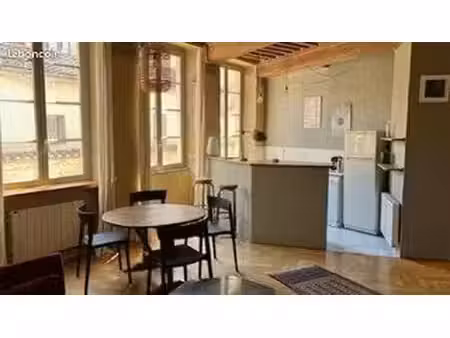 appartement 3 pièces 65 m²