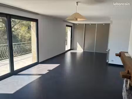 loue villa t5 peypin