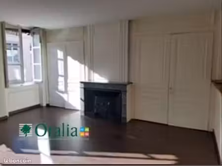 appartement 3 pièces 81 m²