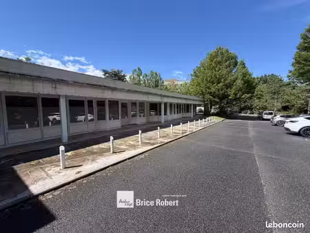 bureaux 115 m²