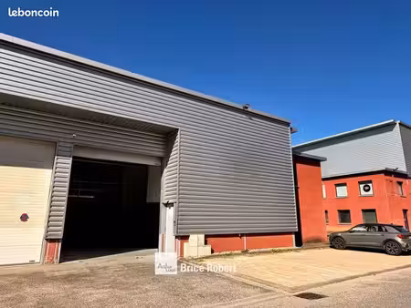 local bureaux 277 m²