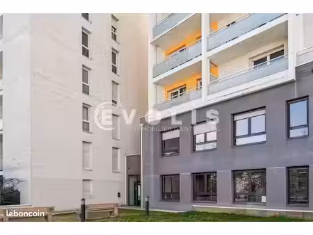 bureaux 135 m²