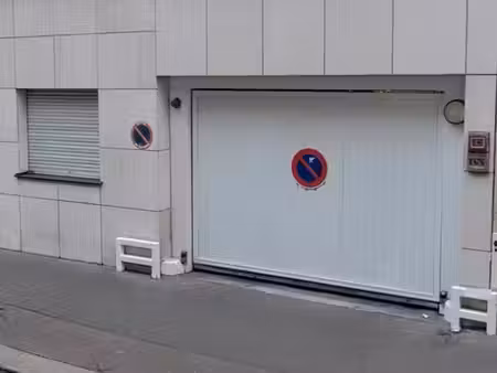 parking sécurisé - paris 13e - 25 rue de la vistule - 80 /mois
