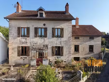 maison 5 pièces 132 m²