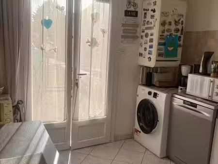 location appartement dans une maison séparer en 2
