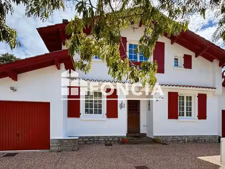 appartement 3 pièces 72.67m² à louer 990 - saint jean de luz 64500