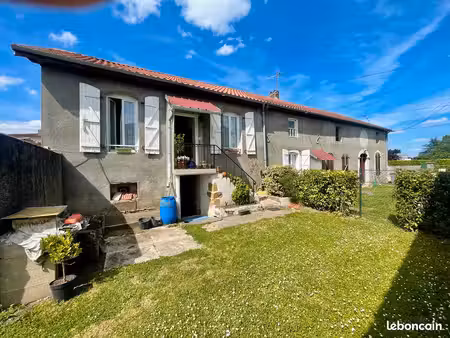 ensemble immobilier sur vic-en-bigorre