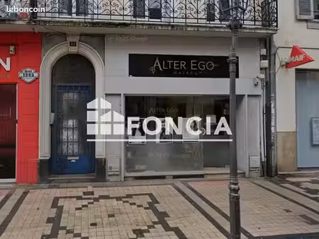 local commercial 40m² à louer 720 - tarbes 65000