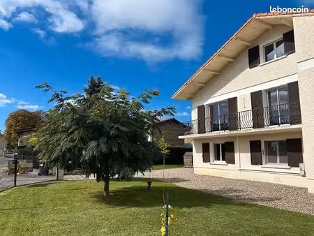 maison 7 pièces 181 m²