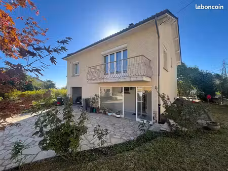 maison 6 pièces 120 m²