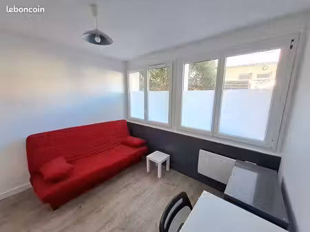 loue studio meublé