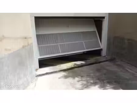 box fermé de 13 m2