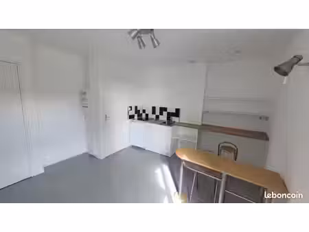 appartement f2 non meublé blanzat