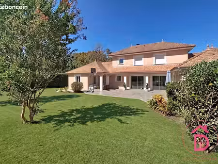 maison 5 pièces 154 m²