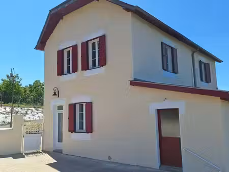 maison de 165 m² avec 200m² de dépendances à saint-faust