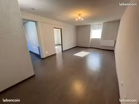 loue a saverne  spacieux f2 de 60m² centre ville entièrement rénové