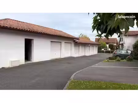 location garage à l’année