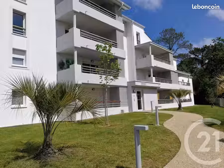parking 13 m² anglet
