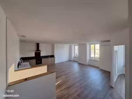 appartement t3 centre village