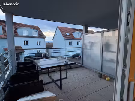 appartement loué f2 48 m² – terrasse & 2 parkings – dpe c