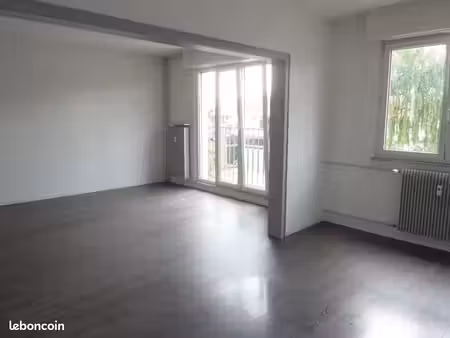 appartement 3 pièces 82 m²