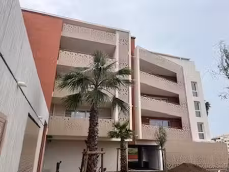 appartement t3 avec loggia de 16.39 m² et parking prive