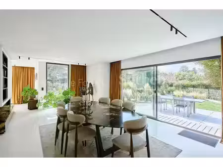maison de luxe à vendre dans le quartier beaumont