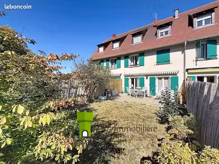 triplex 5 pièces 120 m²
