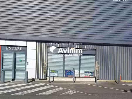 local commercial 300 m² ibos