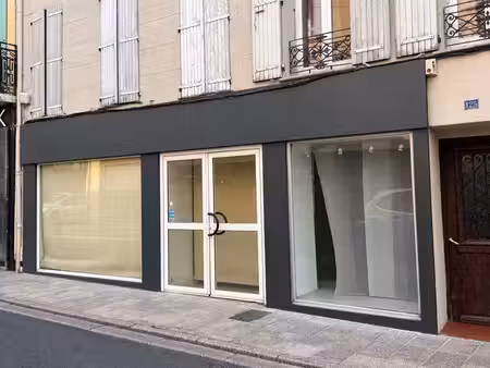 local commercial centre ville de prades