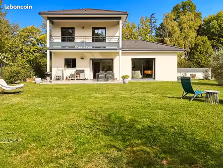 maison 6 pièces 139 m²