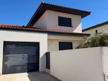 maison t4 110m2 à louer avec garage et jardin - ponteilla