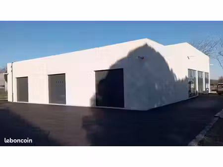 à louer – local commercial / artisanal – zone albères méditerranée