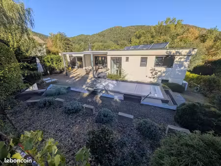 maison 6 pièces 209 m²