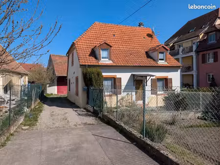 maison individuelle de plain pied avec grange attenante et petit terrain à vendre à riedis
