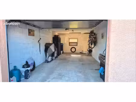 f3 duplex entièrement rénové avec garage