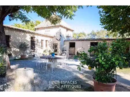 ancien domaine équestre du xvième siècle aux portes de montpellier