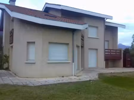 vente maison 6 pièces 145 m² seyssins (38180)