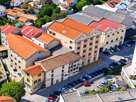 location bureaux 3381m²
