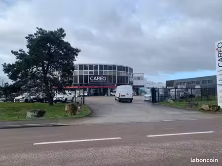 murs commerciaux occupés