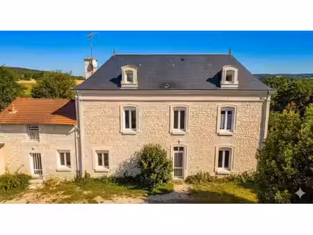 propriété à vendre antran 6 pièce(s) 156m2 350 000€