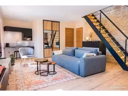 tournus centre – grand duplex meublé et rénové – de 1 à 12 mois