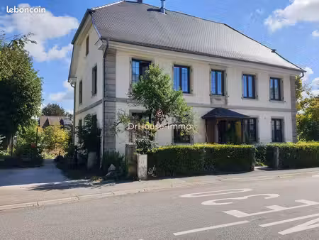 maison 6 pièces 195 m²