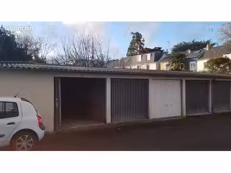 garage à vendre  fermé et couvert  résidence valmy  rue renée auduc  le mans