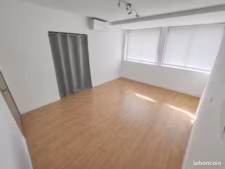 cabinet de consultation ??‍⚕️ / bureau de 17 m² entièrement rénové