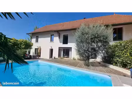 maison 5 pièces 153 m²